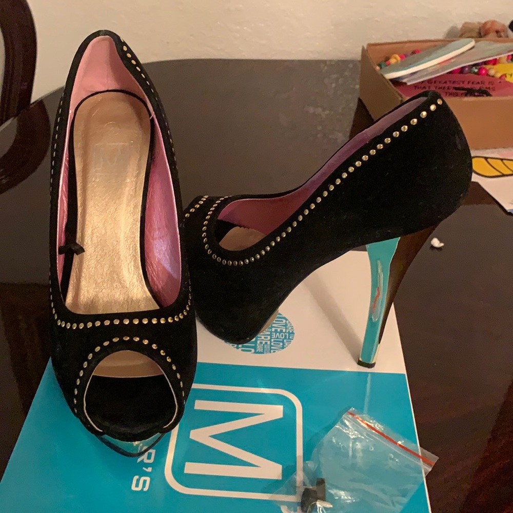New heels never used size 8